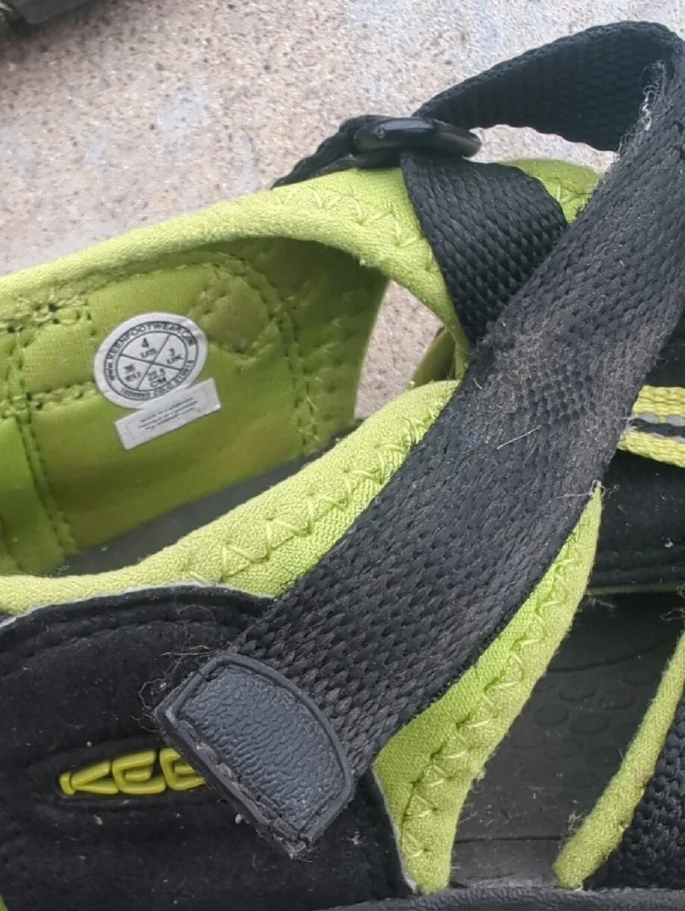 Keen Kids Black and Lime Water Shoes